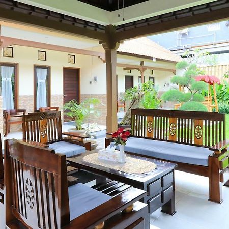 Prasada Guesthouse Canggu Екстериор снимка
