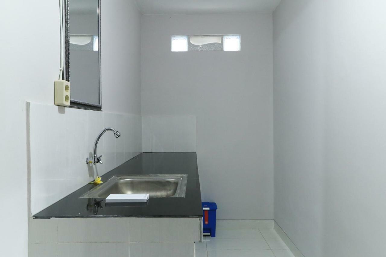 Prasada Guesthouse Canggu Екстериор снимка